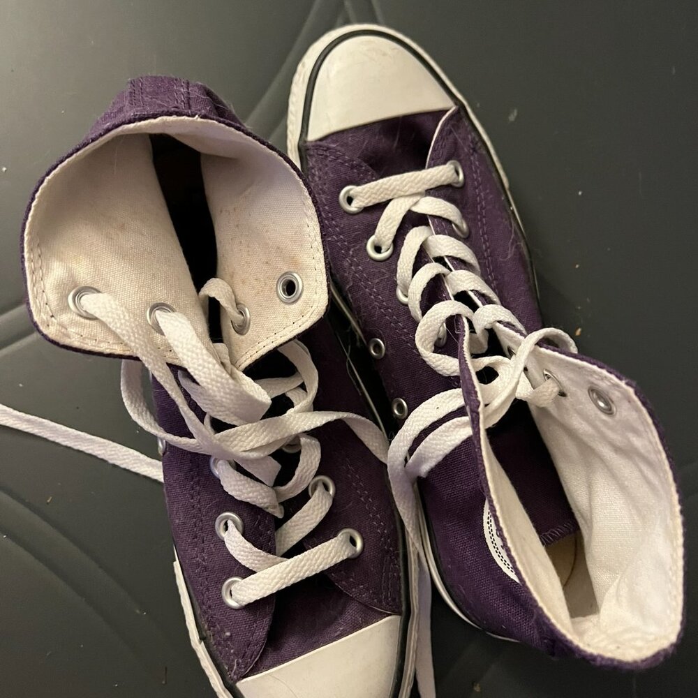 NW Purple Converse hightops women's Sz 9 - Picture 4 of 5